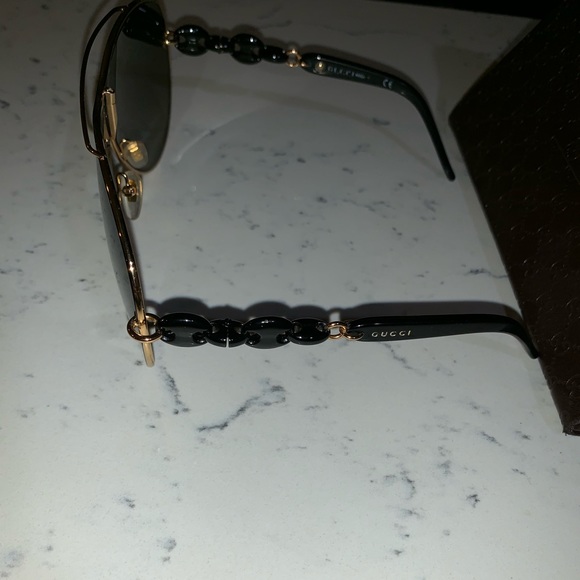 COPY - Gucci Aviator Womens Sunglasses - Picture 5 of 7